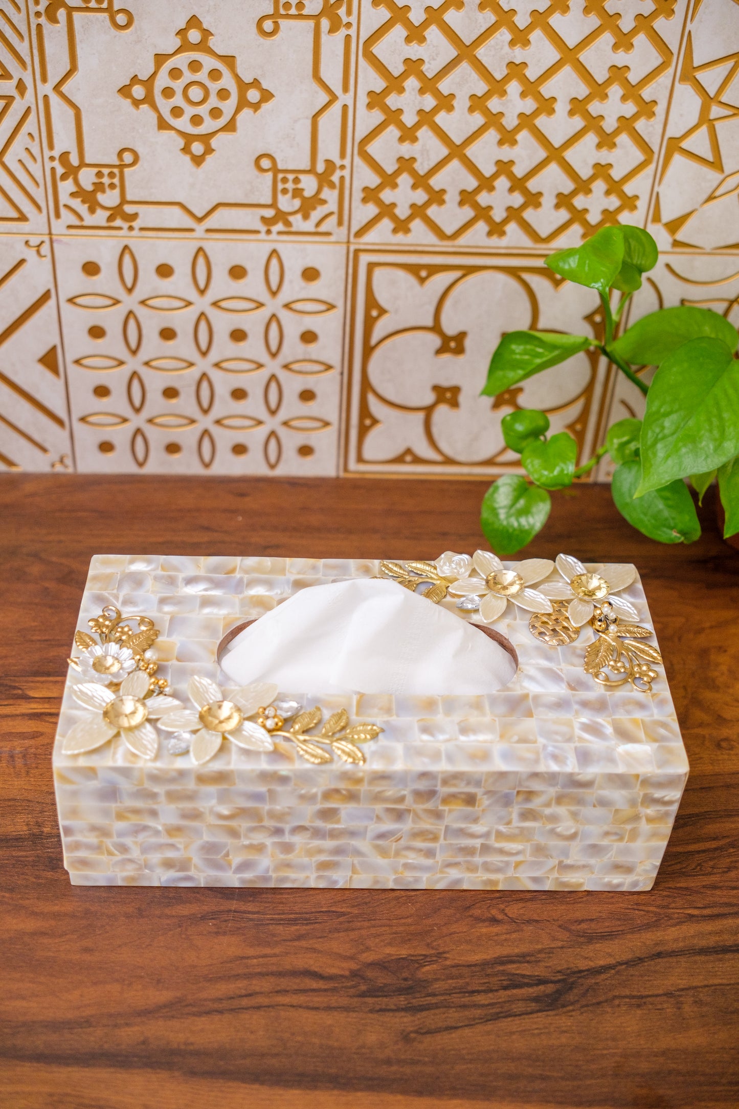 White Mother of Pearl Tissue Box