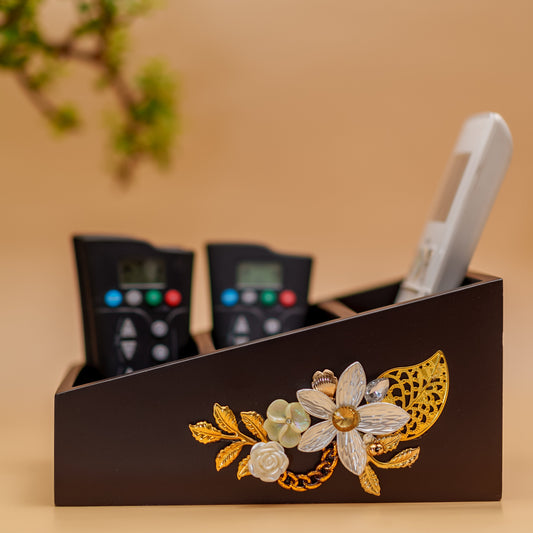 Royal Blossom - Remote Stand