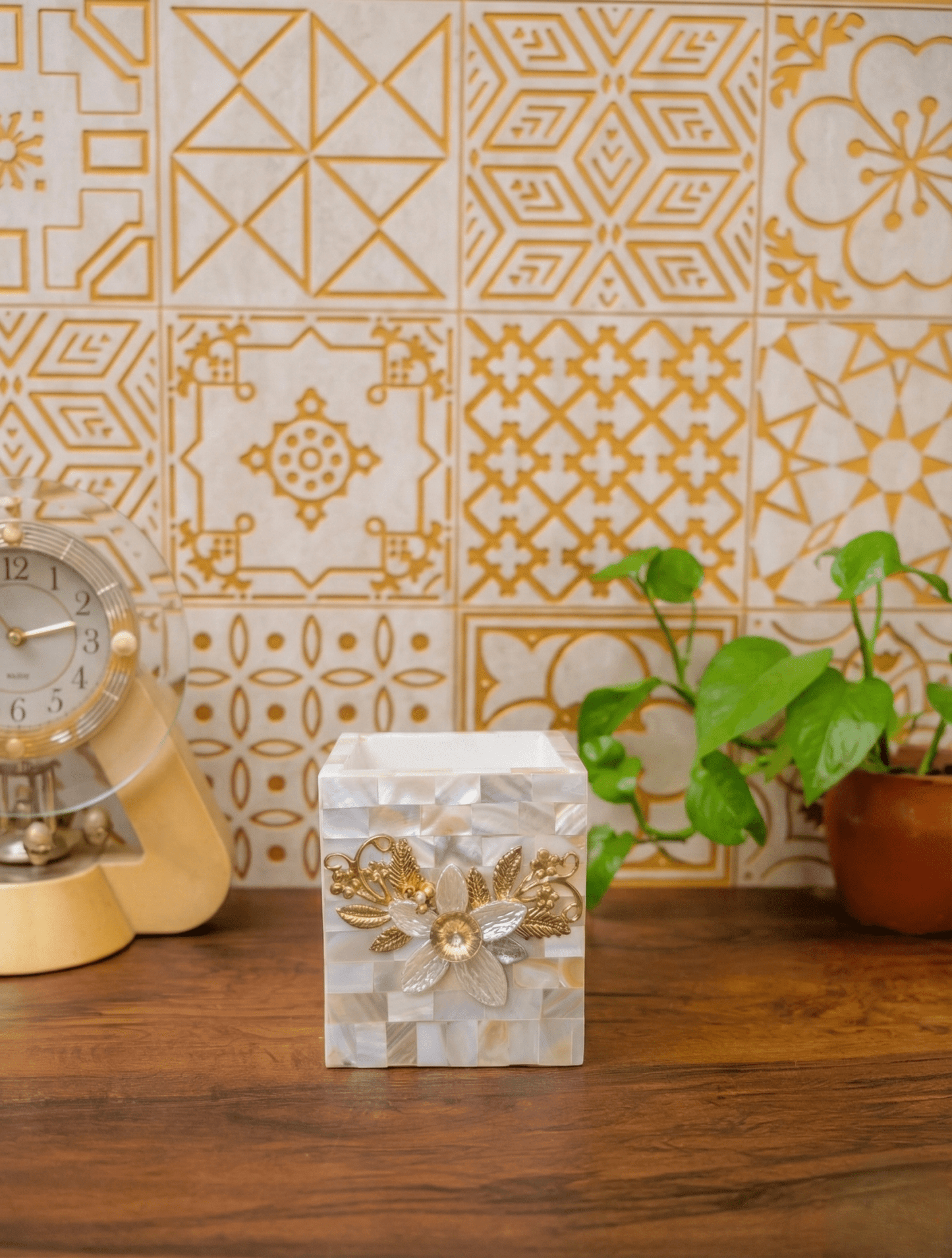Designer Mother of Pearl Pen & Brush Stand - Chitra Goenka Crafts & Creations
