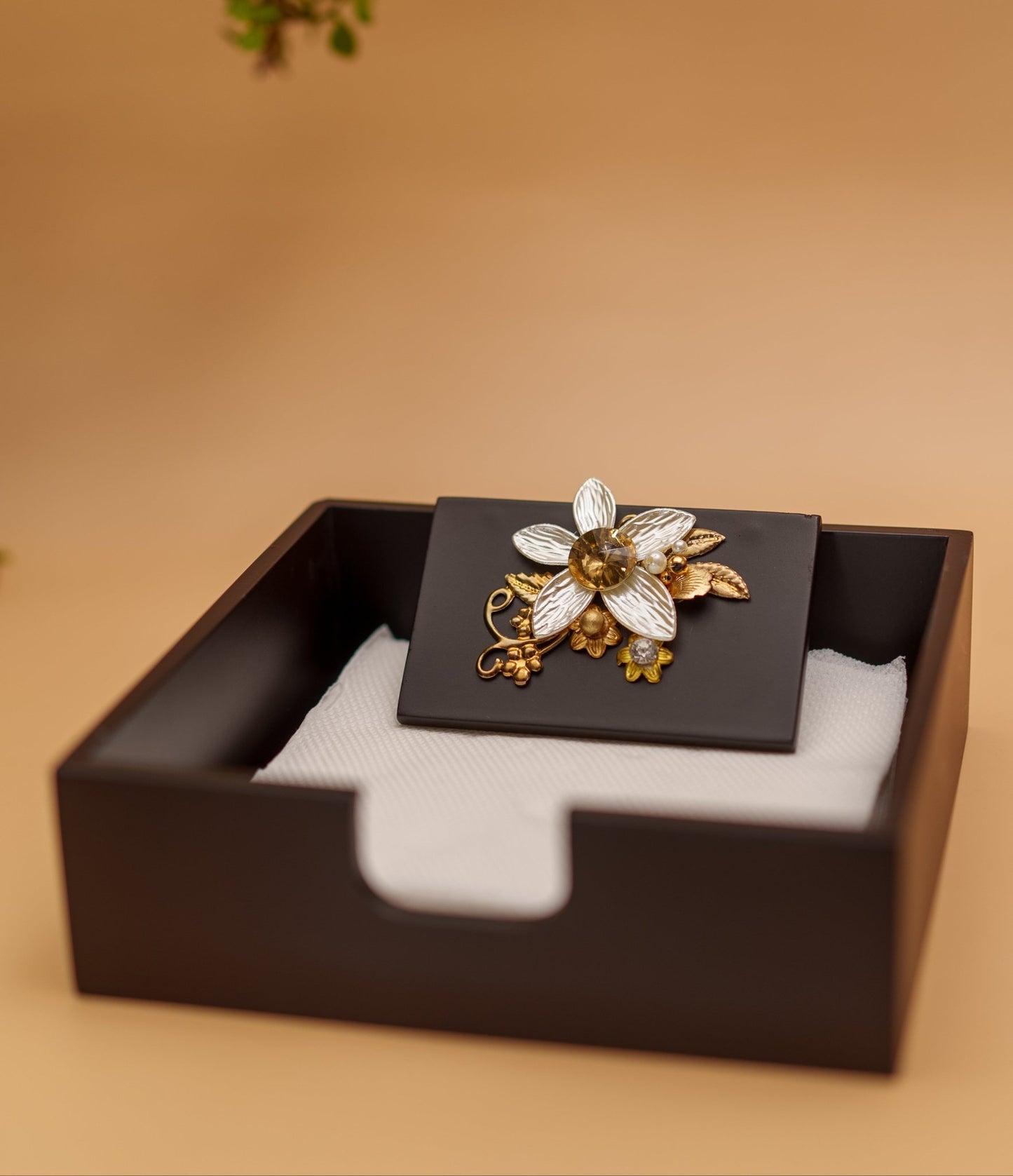 Royal Blossom - Weight Tissue Holder - Chitra Goenka Crafts & Creations