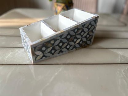 Ethereal - Mother of Pearl - Remote Stand